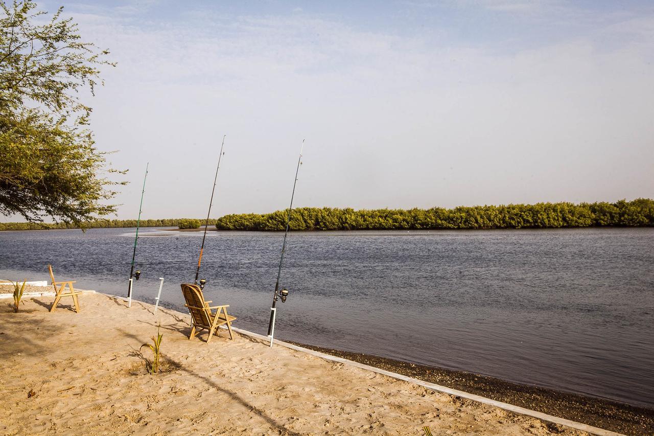Les Barracudas Sokone Exteriör bild